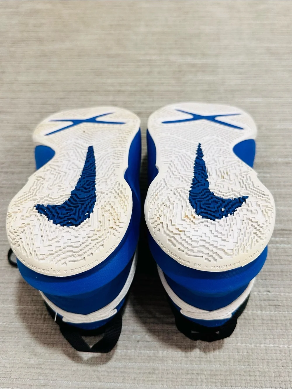 Nike Team Hustle D 10 GS Black Game Royal Blue Youth Sz 5.5Y EUR 38 CW6735-010